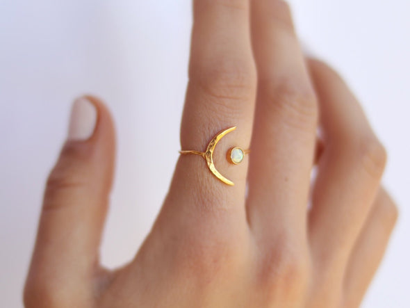 Ring Moon